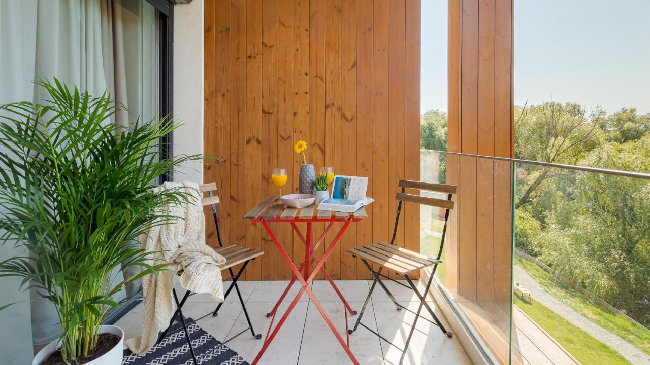 Il Lago - Azur - Cozy Luxurious Smart Home By The Lake Voluntari Exterior photo